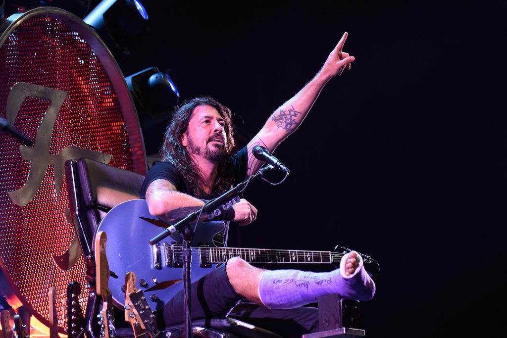 Dave-Grohl-Throne-1024x683